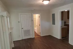 310 Roberts St, Dublin, GA 31021 - Photo 1