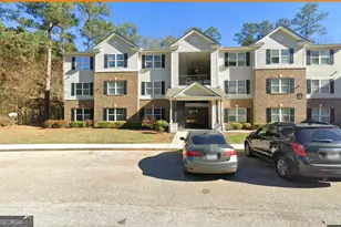 8304 Fairington Village Dr, Lithonia, GA 30038 - Photo 1