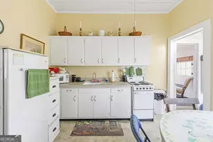 671 Washington St, Clarkesville, GA 30523 - Photo 9