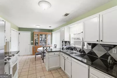 1158 Park Forest Drive NW, Lilburn, GA 30047 - Photo 13