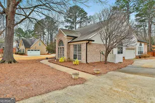 310 Marble Ct, Peachtree City, GA 30269 - Photo 3