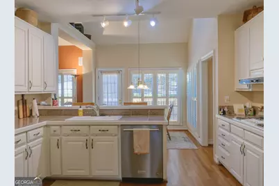 216 Montrose Drive, McDonough, GA 30253 - Photo 13