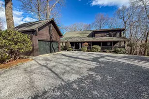 383 Bayberry Ln, Sky Valley, GA 30537 - Photo 1