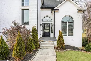 3245 Kittiwake Cir, Peachtree Corners, GA 30092 - Photo 3