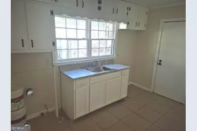 2190 Jernigan Drive SE, Atlanta, GA 30315 - Photo 5