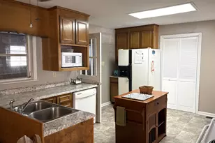 1615 Knox St, Dublin, GA 31021 - Photo 13