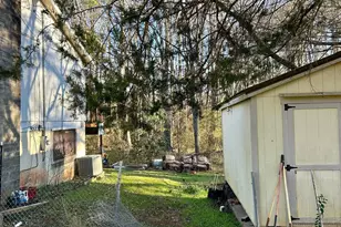 36 Textile Ave, Lavonia, GA 30553 - Photo 5