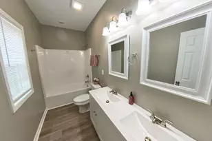 1975 Hollis St, Athens, GA 30605 - Photo 9