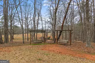 305 Fairplay St, Rutledge, GA 30663 - Photo 3