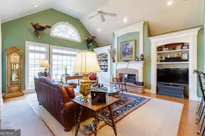 708 Town and Country Drive, Adel, GA 31620 - Photo 7