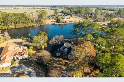 708 Town and Country Drive, Adel, GA 31620 - Photo 3