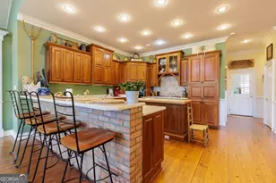 708 Town and Country Dr, Adel, GA 31620 - Photo 11