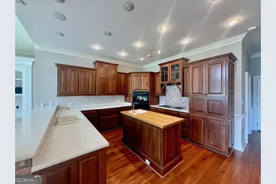 708 Town and Country Drive, Adel, GA 31620 - Photo 13