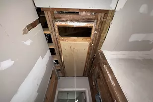 2005 Arlington Cir NW, Atlanta, GA 30318 - Photo 13