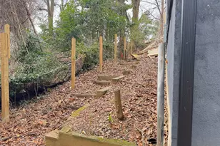 2005 Arlington Cir NW, Atlanta, GA 30318 - Photo 27