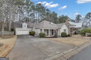 105 Honeysuckle Ln, Peachtree City, GA 30269 - Photo 1