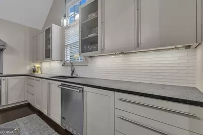 105 Honeysuckle Lane, Peachtree City, GA 30269 - Photo 13