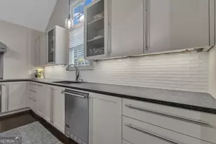 105 Honeysuckle Ln, Peachtree City, GA 30269 - Photo 13