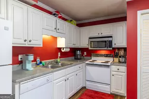 2165 S Milledge Ave, Athens, GA 30605 - Photo 9