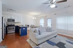 7656 Green Glade Way, Lithonia, GA 30038 - Photo 3