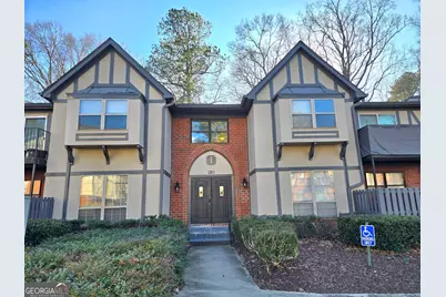 6851 Roswell Road #I13, Sandy Springs, GA 30328 - Photo 1