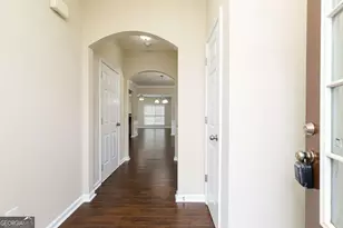 2031 Lakeshore Overlook Dr, Kennesaw, GA 30152 - Photo 3