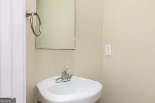 2031 Lakeshore Overlook Dr, Kennesaw, GA 30152 - Photo 5