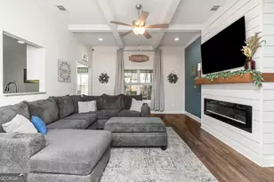 611 Broderick Cir, Warner Robins, GA 31088 - Photo 3