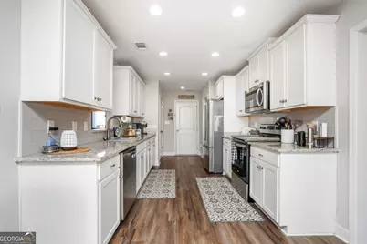 611 Broderick Circle, Warner Robins, GA 31088 - Photo 9