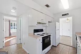 8 Larchmont Ct, Savannah, GA 31419 - Photo 7