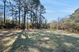 1890 Tree Brooke Ln, Snellville, GA 30078 - Photo 19