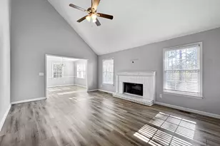 1890 Tree Brooke Ln, Snellville, GA 30078 - Photo 9