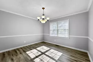 1890 Tree Brooke Ln, Snellville, GA 30078 - Photo 5