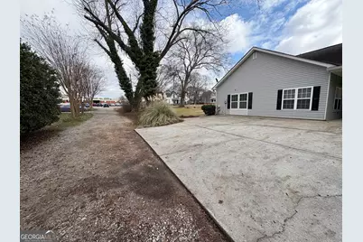 1975 Broad Street, Statham, GA 30666 - Photo 7