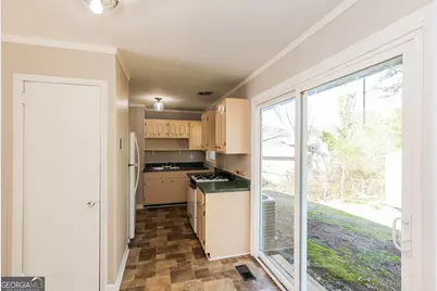 6626 Imperial Drive, Morrow, GA 30260 - Photo 7