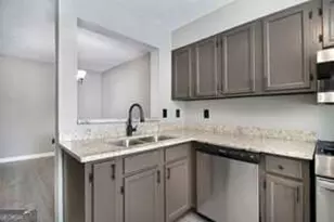 9432 Cypress Ln, Jonesboro, GA 30238 - Photo 11