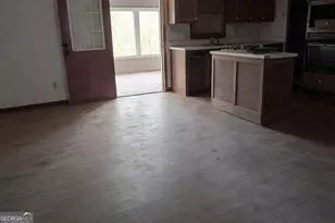 831 Sunset Dr, Locust Grove, GA 30248 - Photo 11