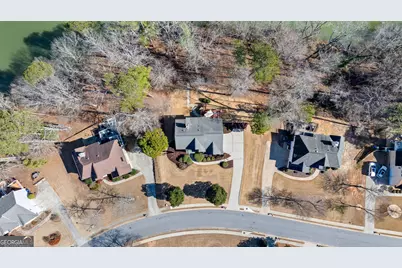 225 Hidden Lake Drive, Fayetteville, GA 30215 - Photo 5