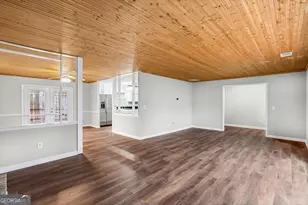 136 Jennifer Ln, Carrollton, GA 30116 - Photo 9