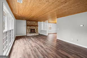 136 Jennifer Ln, Carrollton, GA 30116 - Photo 7