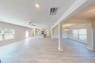 1029 Holliday Pass, Griffin, GA 30223 - Photo 7