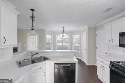 112 Wyckliffe Drive, Locust Grove, GA 30248 - Photo 13