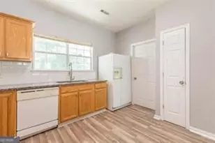 6708 Sunset Hills Blvd, Rex, GA 30273 - Photo 7