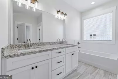 240 Carl Loudermilk Road, Mount Airy, GA 30563 - Photo 15