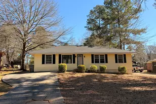 203 Bonaventure Dr, Lagrange, GA 30241 - Photo 1