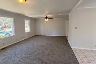 203 Bonaventure Dr, Lagrange, GA 30241 - Photo 3