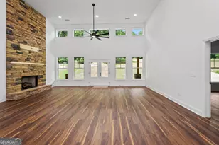 1000 Foxcroft Dr, Lagrange, GA 30240 - Photo 9