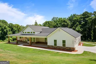 1000 Foxcroft Dr, Lagrange, GA 30240 - Photo 1