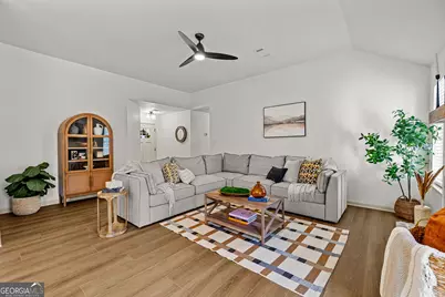 20 Briarwood Place, Newnan, GA 30265 - Photo 9