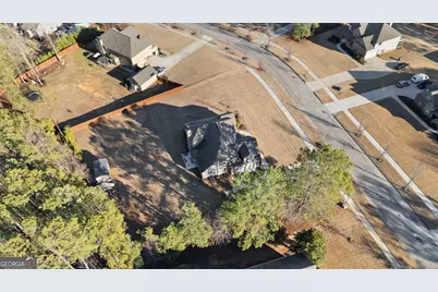 170 Homestead Circle, Forsyth, GA 31029 - Photo 5